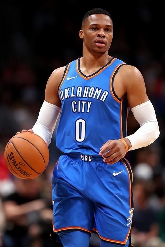 中锋换来更 中锋换来更